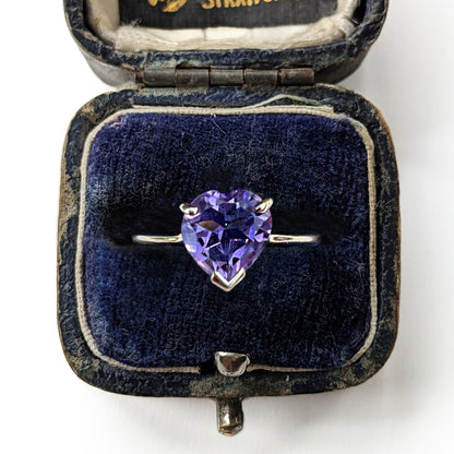 1999 Vintage Amethyst Heart Ring