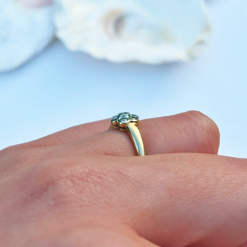 2003 Vintage Diamond Daisy Ring