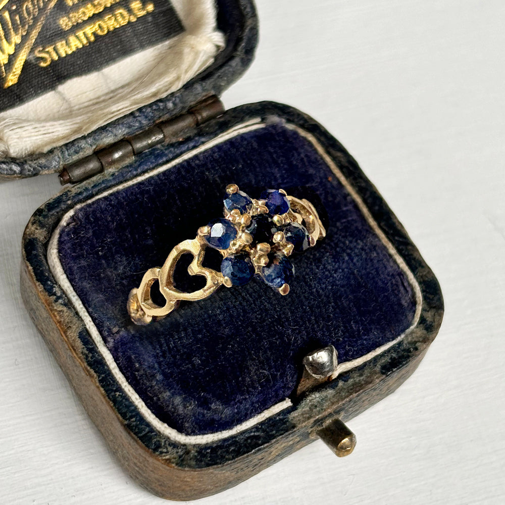 1981 Vintage Sapphire Floral Cluster Ring