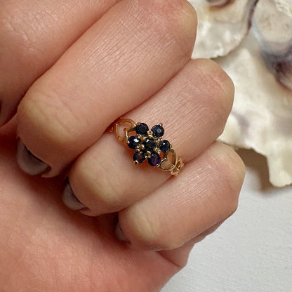 1981 Vintage Sapphire Floral Cluster Ring