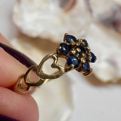 1981 Vintage Sapphire Floral Cluster Ring