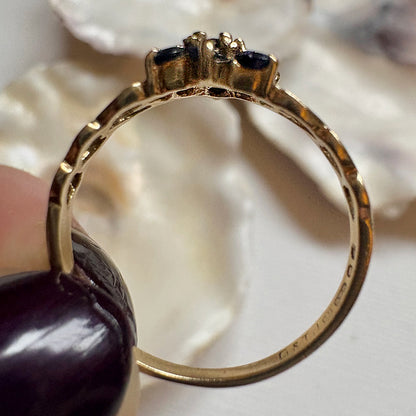 1981 Vintage Sapphire Floral Cluster Ring