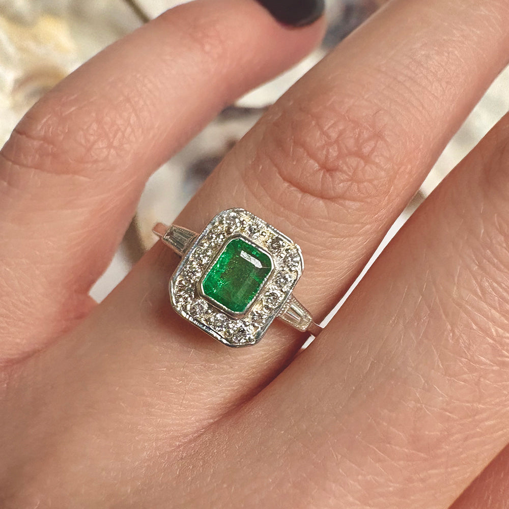 Vintage Emerald & Diamond Cluster Ring