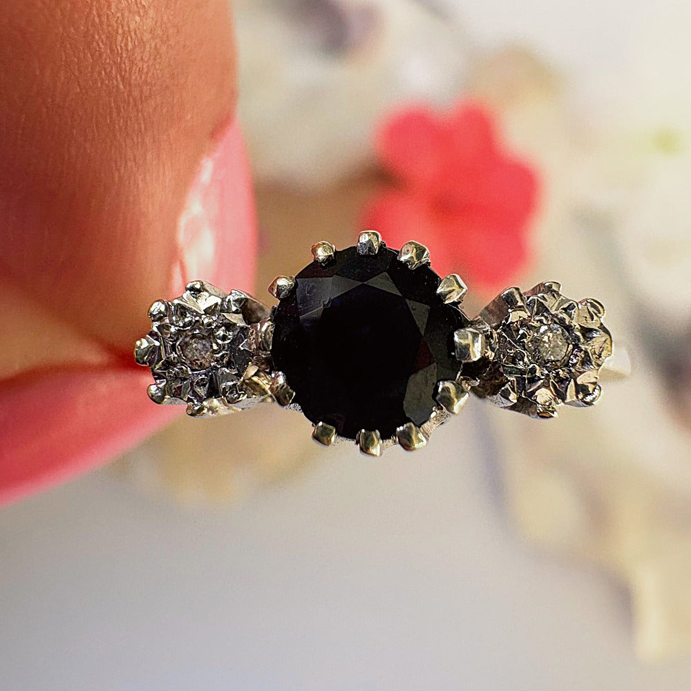 Vintage 9ct White Gold Sapphire & Diamond Trilogy