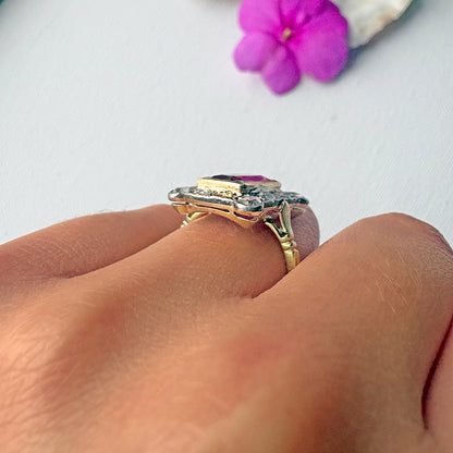 Antique 18ct Yellow Gold Ruby & Rose Cut Diamond Panel Ring