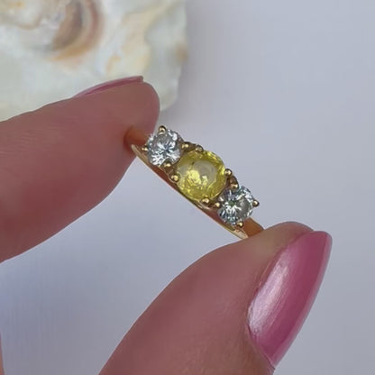 Vintage 0.50ct Yellow Sapphire & 0.40ct Diamond Trilogy Ring