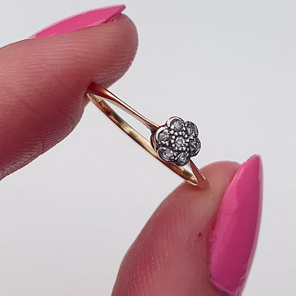 Vintage Diamond Daisy Cluster Ring