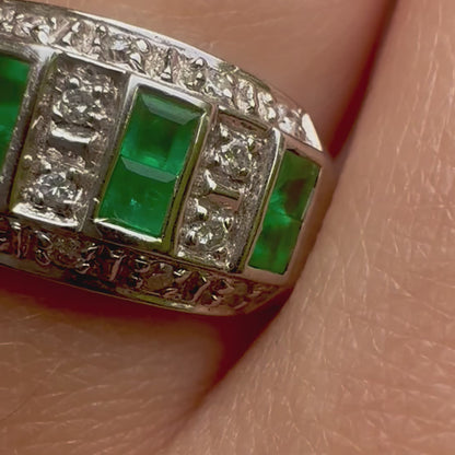 1999 Vintage Emerald & Diamond Cluster Ring