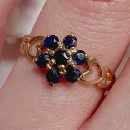 1981 Vintage Sapphire Floral Cluster Ring