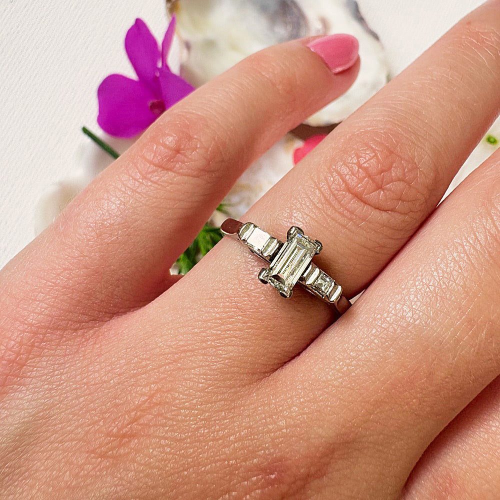 Vintage 18ct White Gold 0.55ct Baguette Diamond Ring