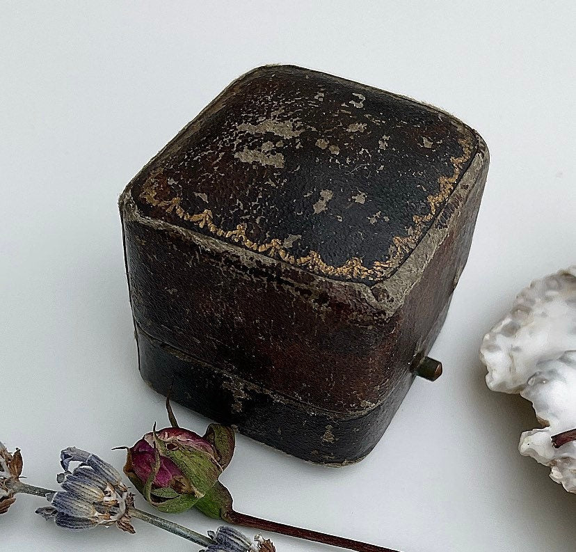 Antique Brown Leather Victorian Ring Box